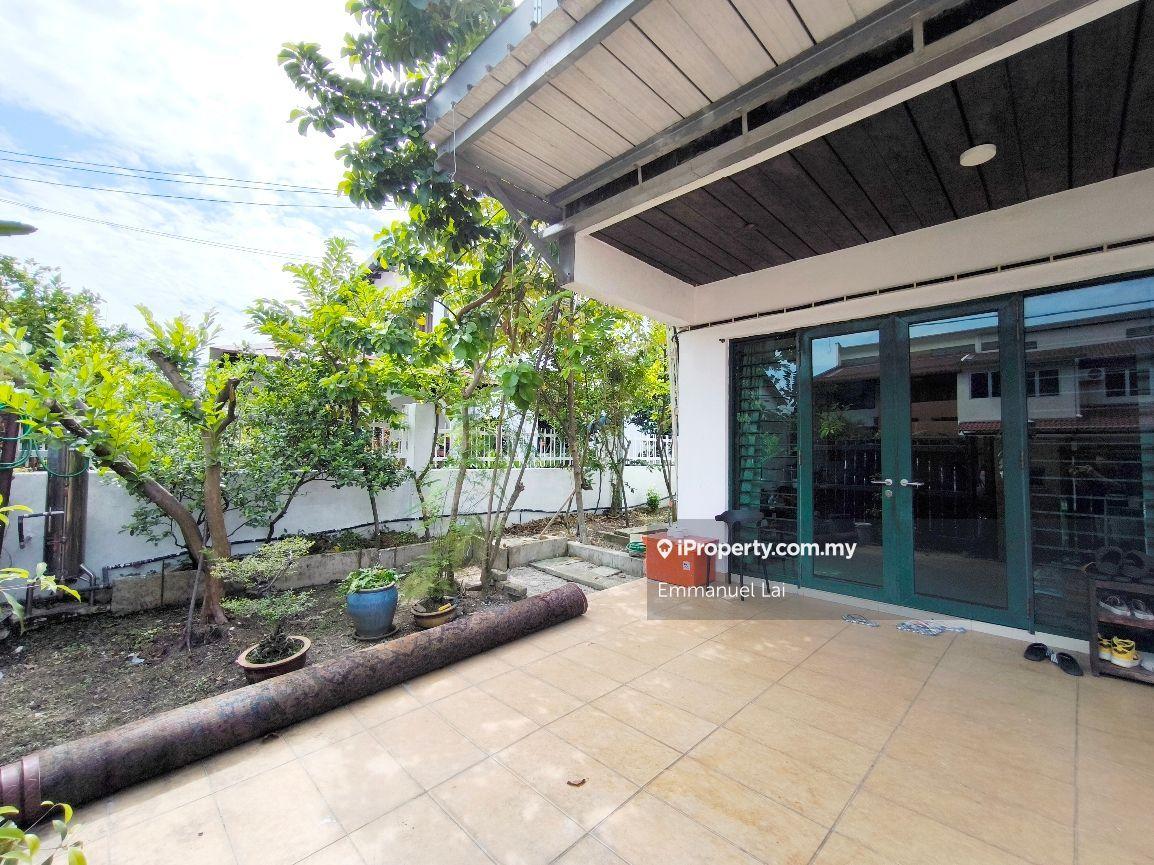 2.5 Storey House End Lot With 9 Feet Land Ttdi Taman Tun Dr Ismail