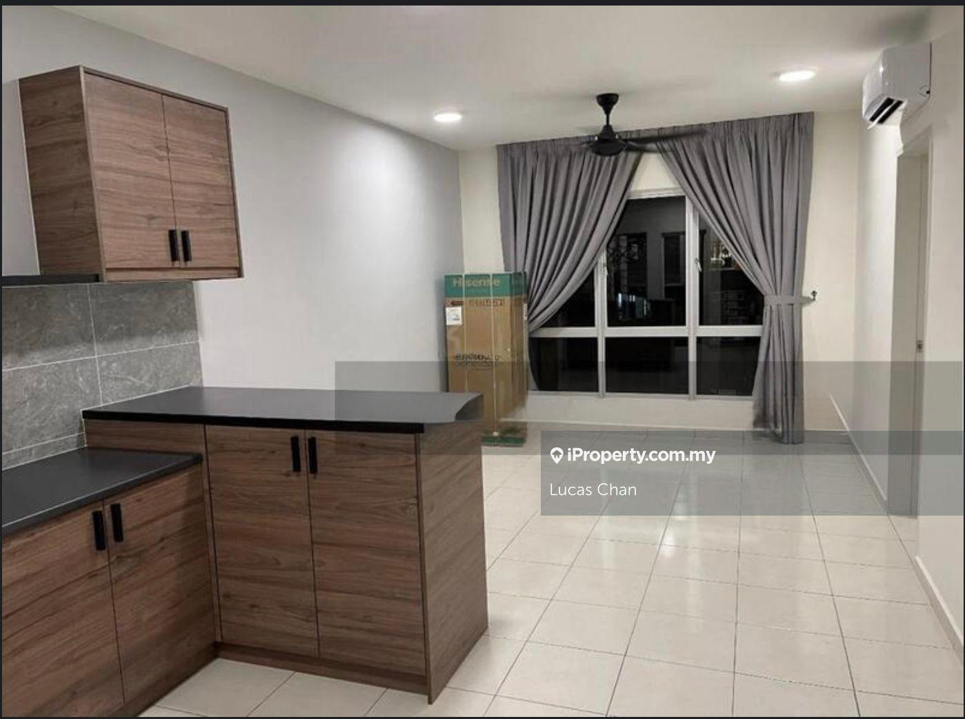 Selesa Apartment 753 Sqft 3 R 2 B Partial Furnished Unit For Rent