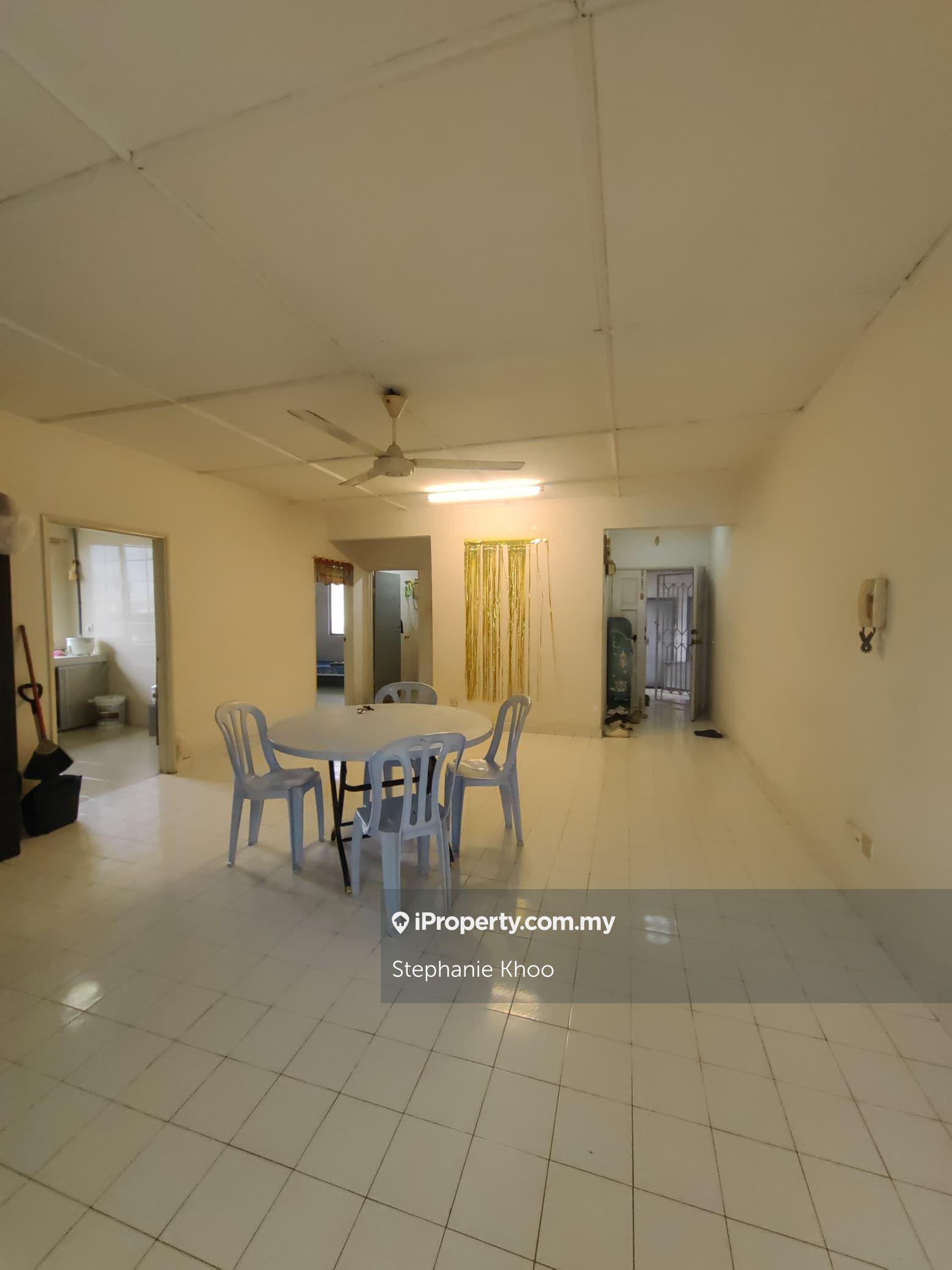 Ixora Apartment Heart Of The City Near LRT Ampang Park Pudu KL