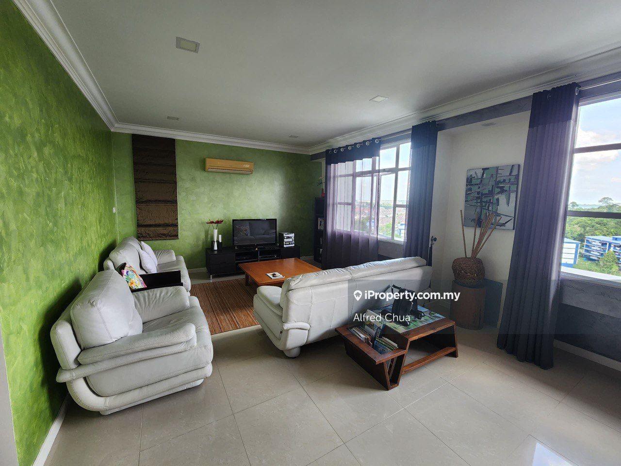 Strategic Location Desa Pines Penthouse @ Tabuan Desa, Kuching.