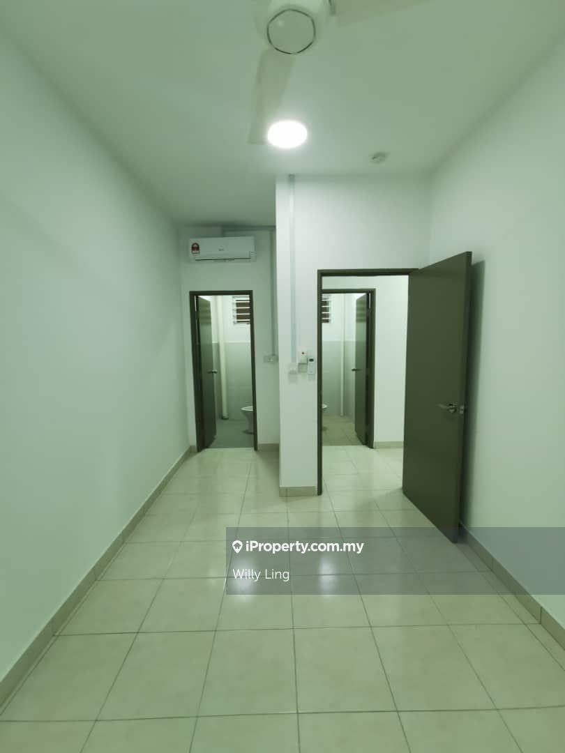 Aronia apartment at parkland For Rent