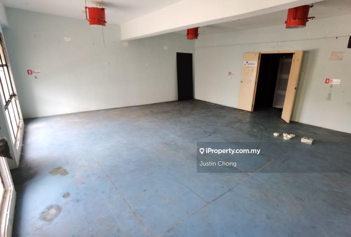 Shop-office for Rent