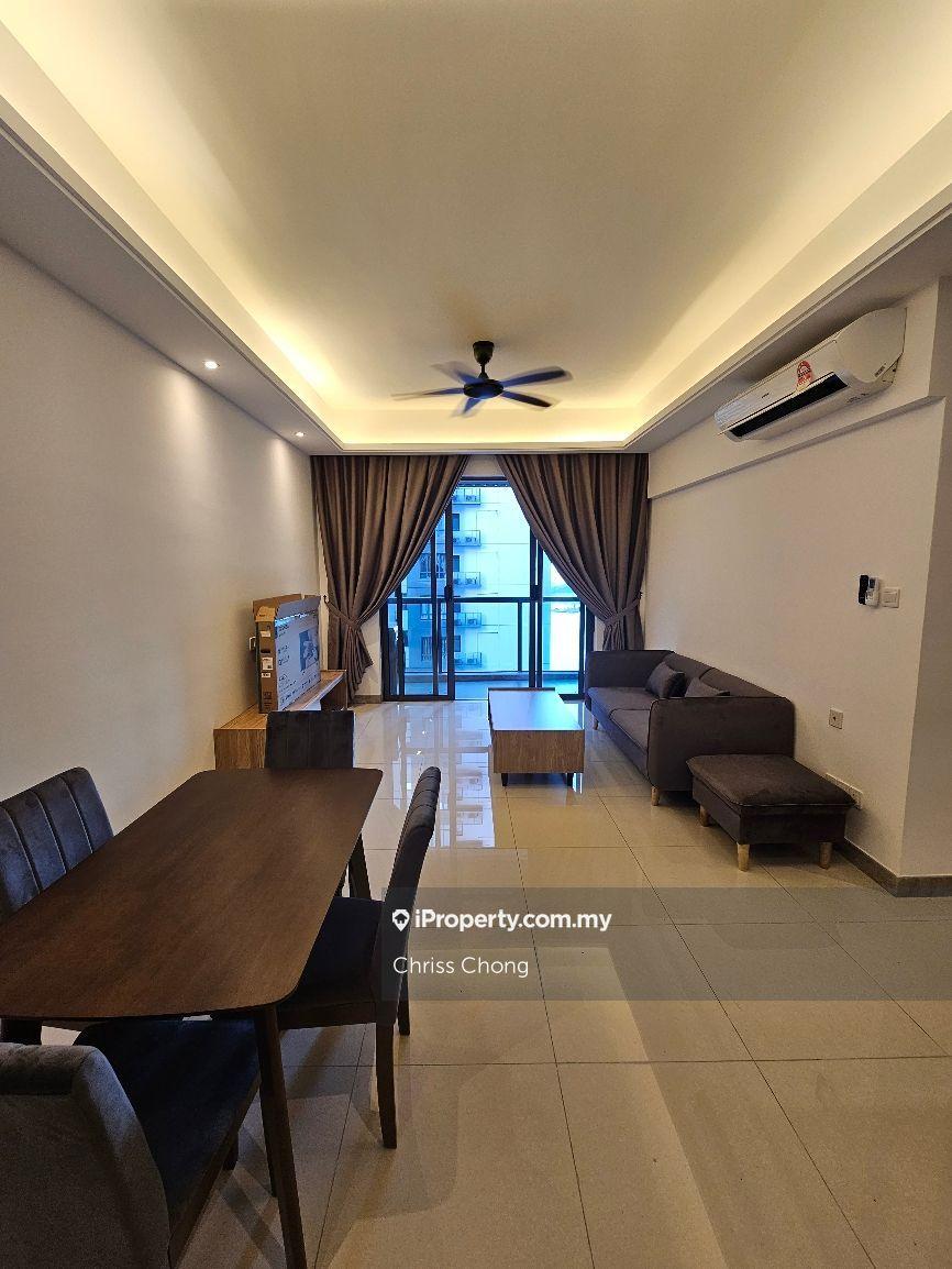 2 bedroom with 2 bathroom 
