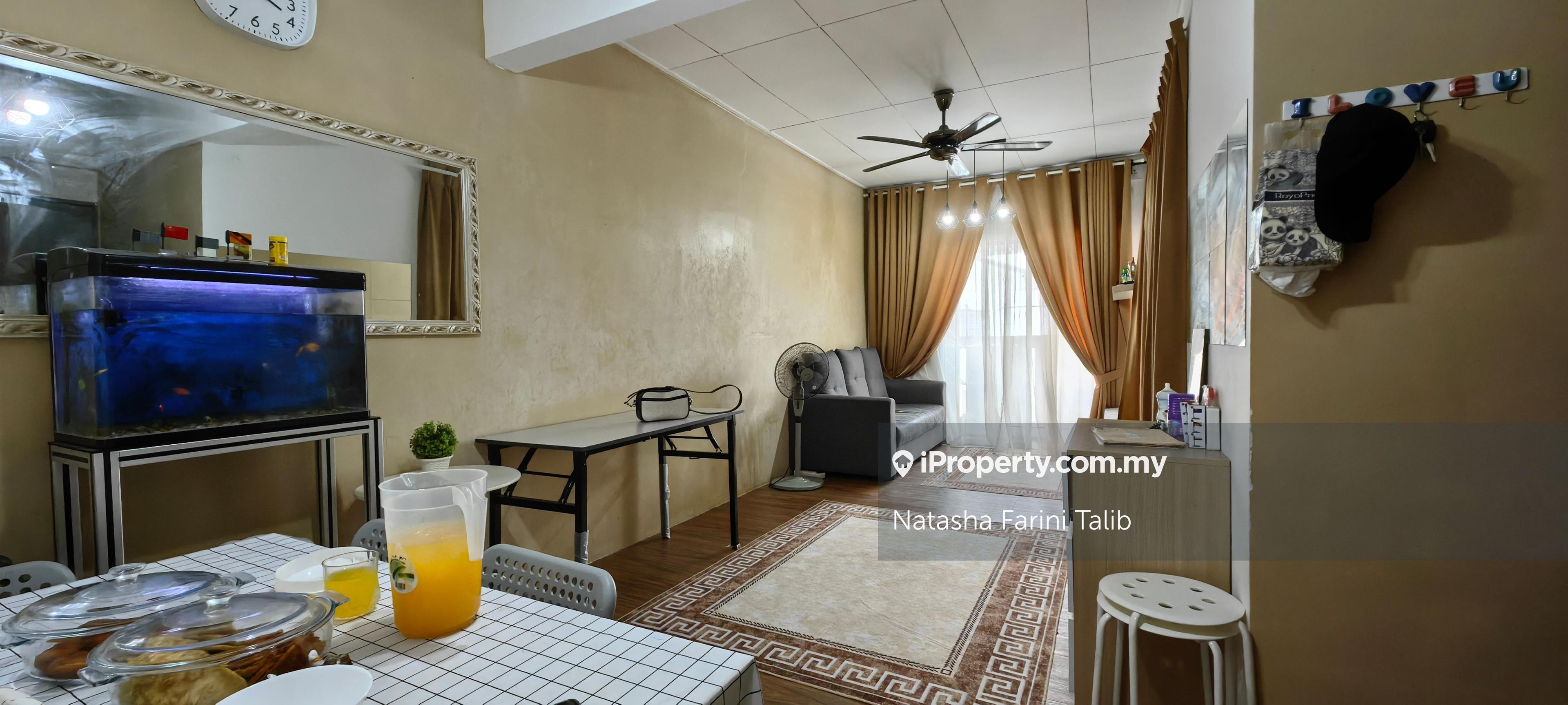 Well Kept Unit, Peaceful and Clean Surroundings