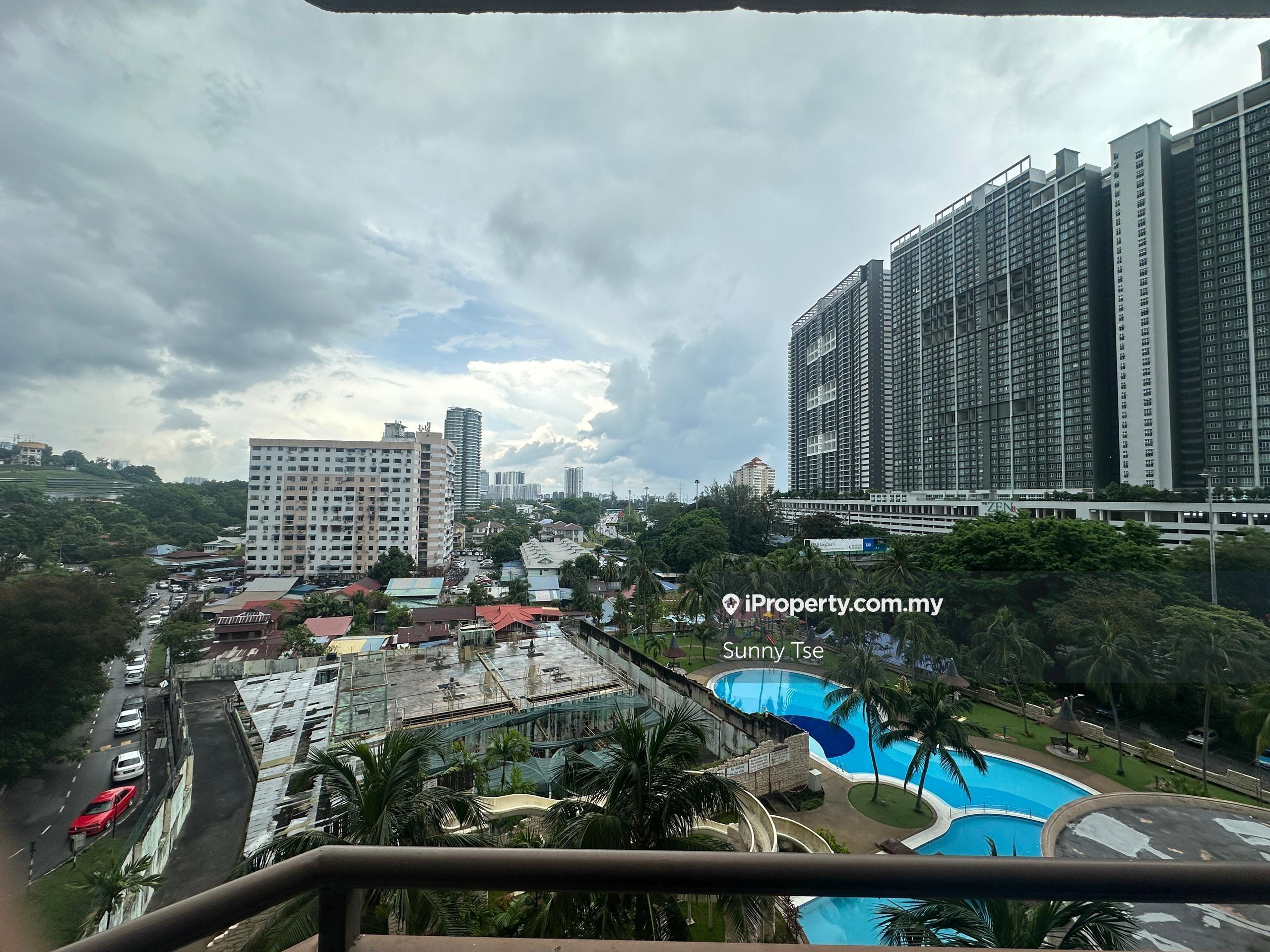 Epark condo at Block B with 2 carpark renovated