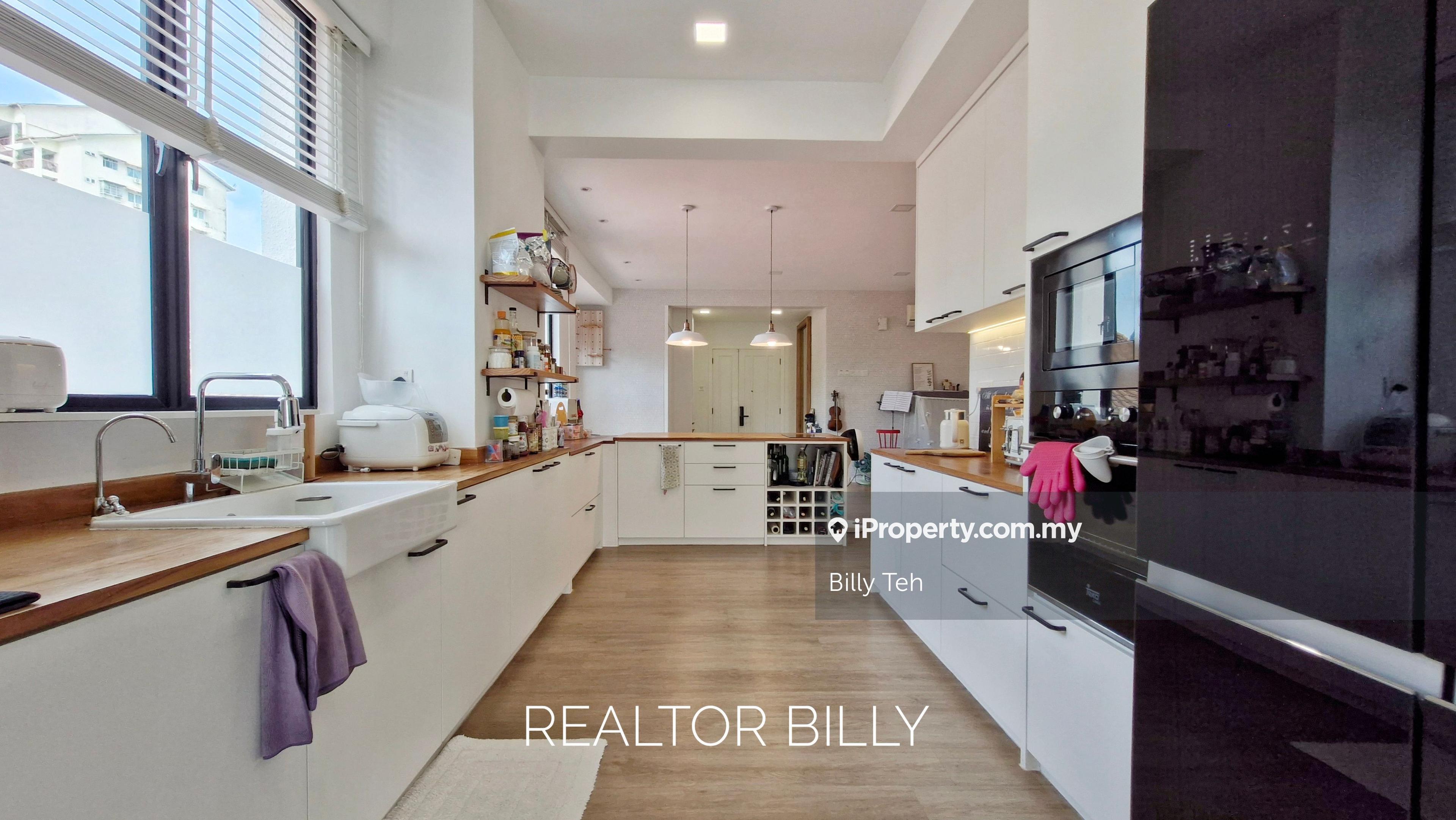 Exclusive List - Fully Interior Designed & Low Floor with Poolview!