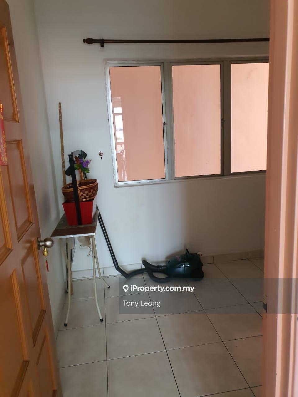 Pangsapuri seri siantan for sale