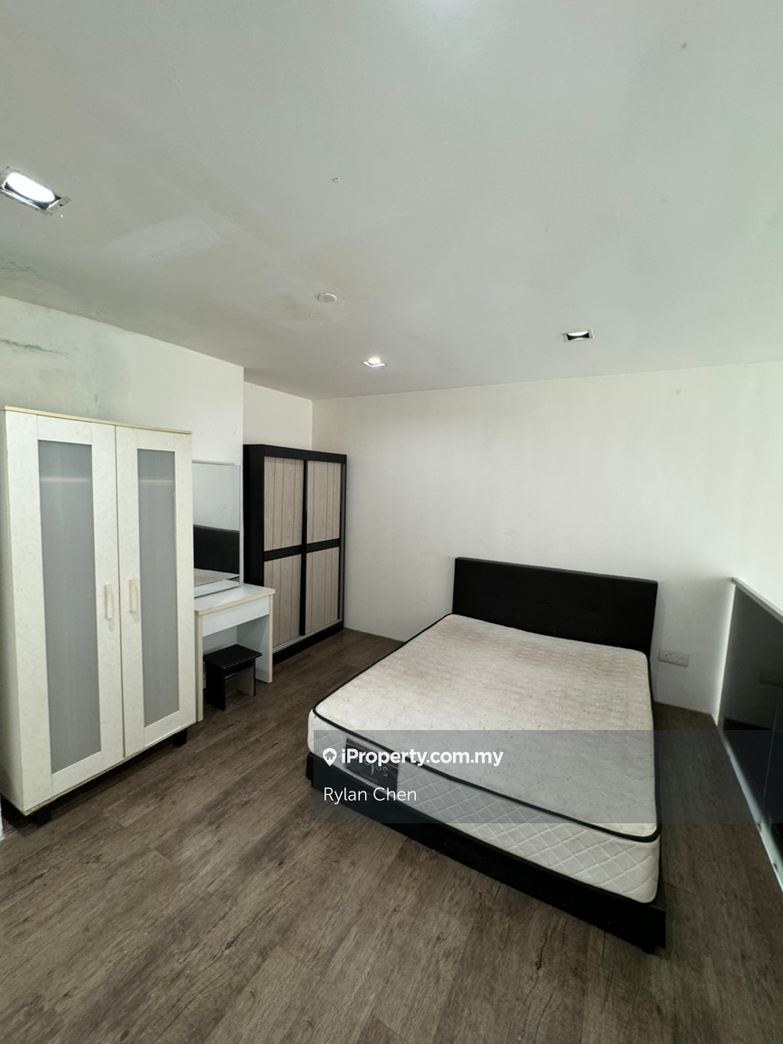 The Place, Cyberjaya Duplex For Rent beside MRT Cyberjaya, Lim Kok Win