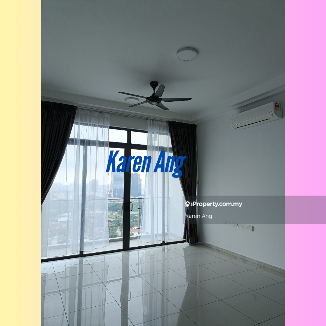Nice unit facing Jalan Kemajuan for Sales