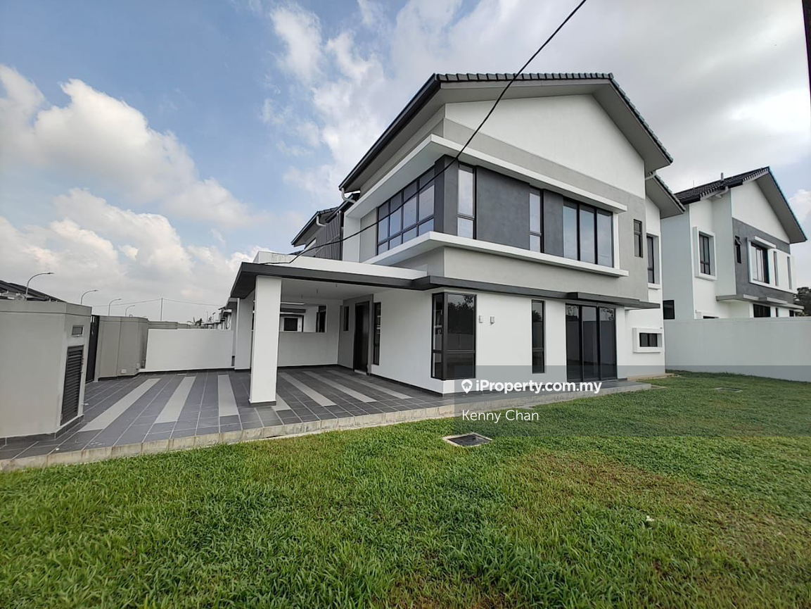 Casablanca 2-Alam Impian-Brand New-Double-Storey Semi-D Cluster Corne