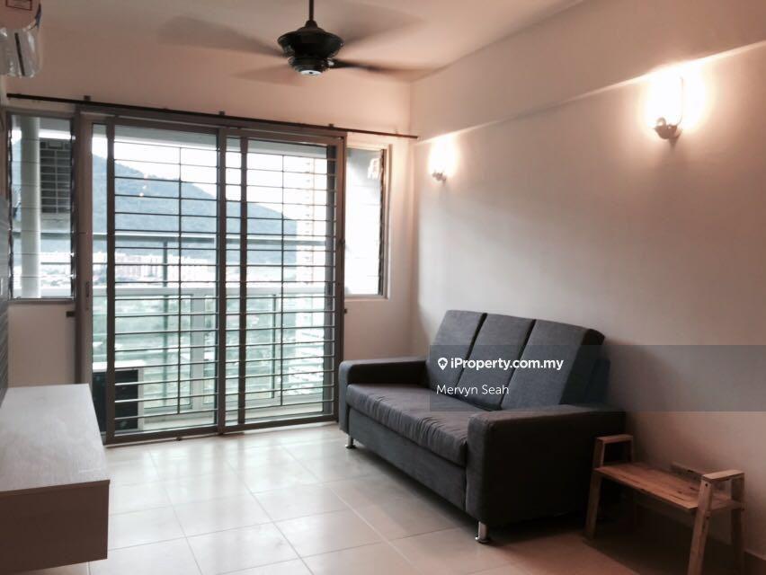 BL Avenue 700 Sqft Middle Floor 1 Car Park Worth Deal 