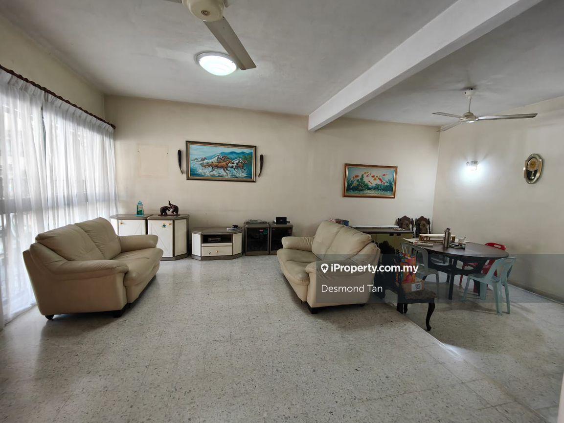 Gated & Guarded Freehold Terrace, Near Park, 24x70 Land