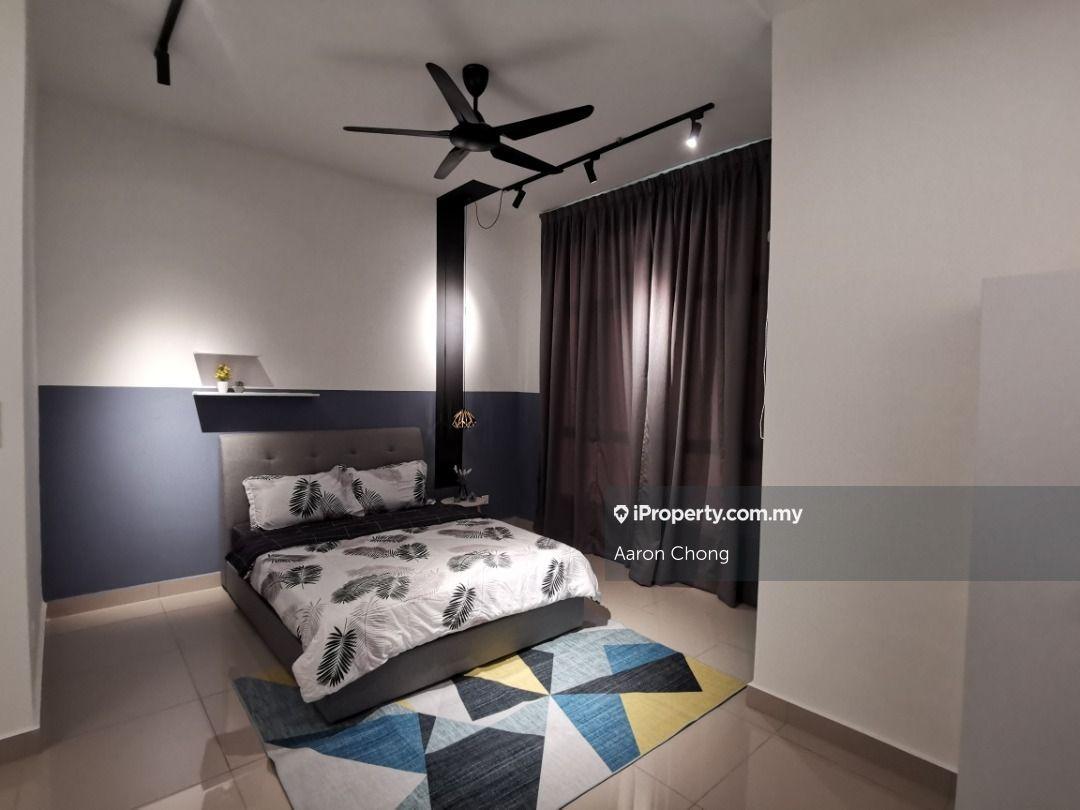 Saville D'Lake Puchong Fully Furnish Modern Design 3 Bedroom 2 Carpark