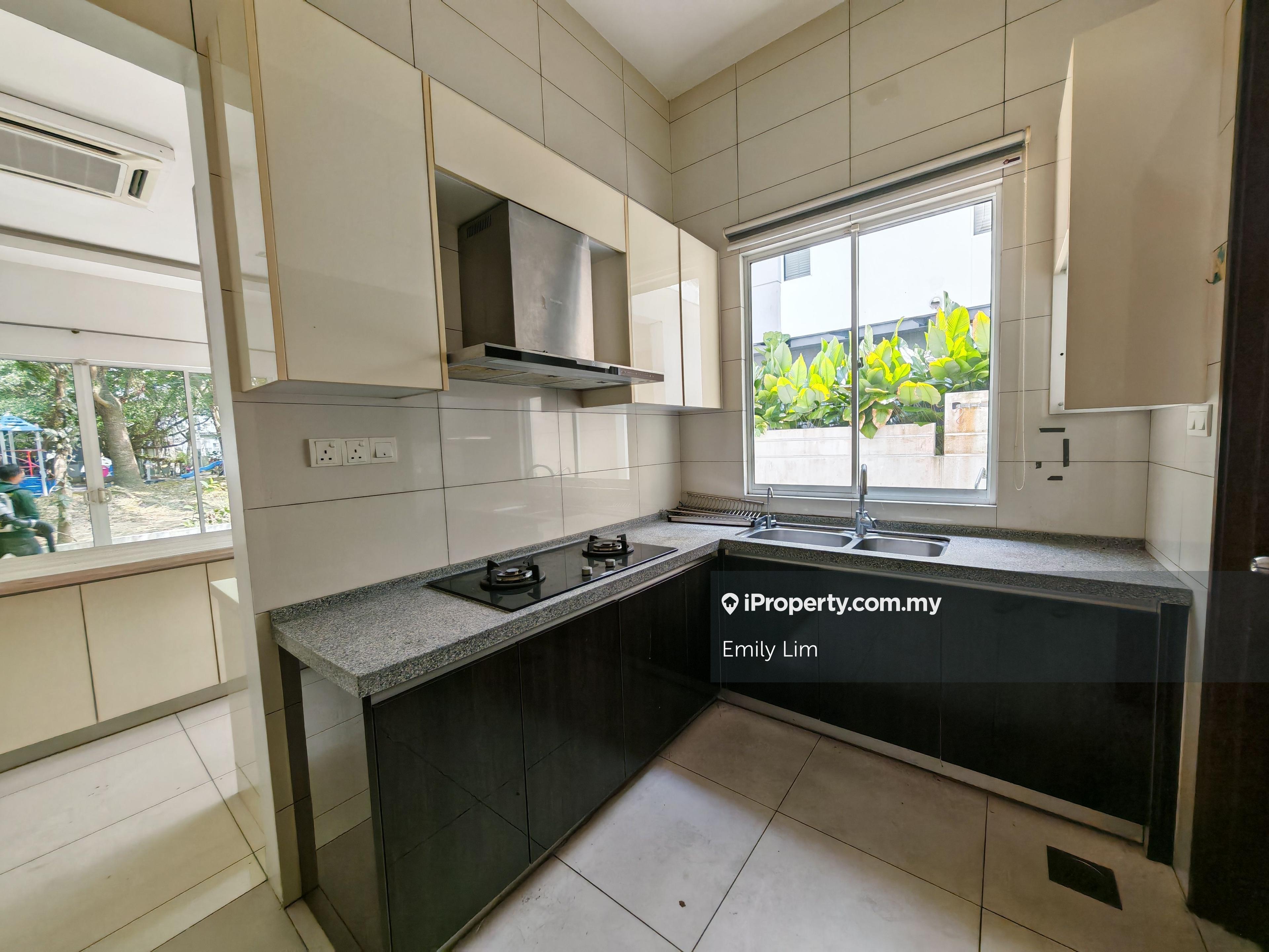 Ambang botanic 2, 3 stry semi d, partial furnished for rent. 