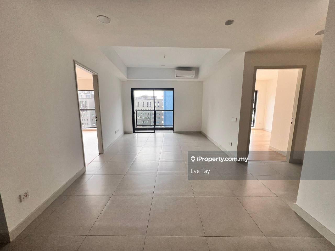The Atrium, Low Density, Brand new cozy unit for Sale!