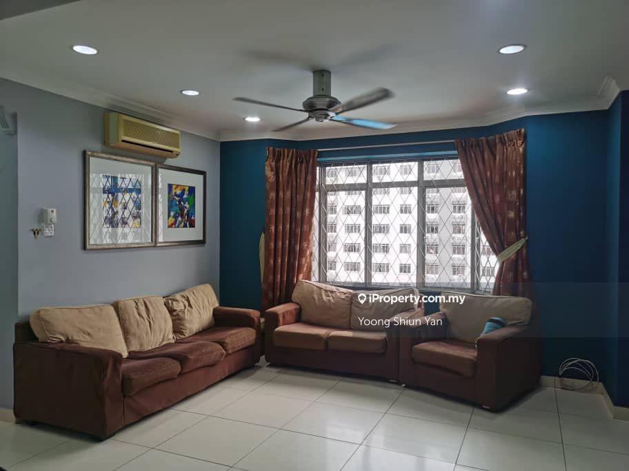 Pool View 1036sf Unit @ Kelana Puteri Condo, Kelana Jaya