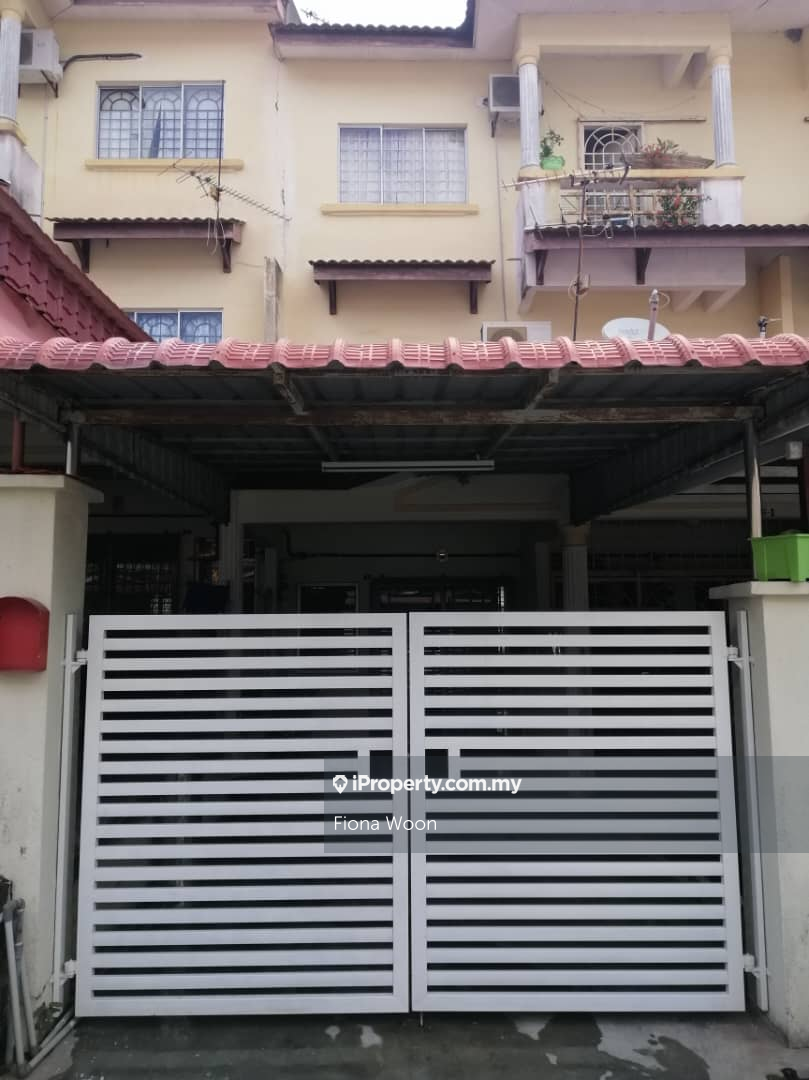 Townhouse For Sale Taman Bukit Cheng , Melaka