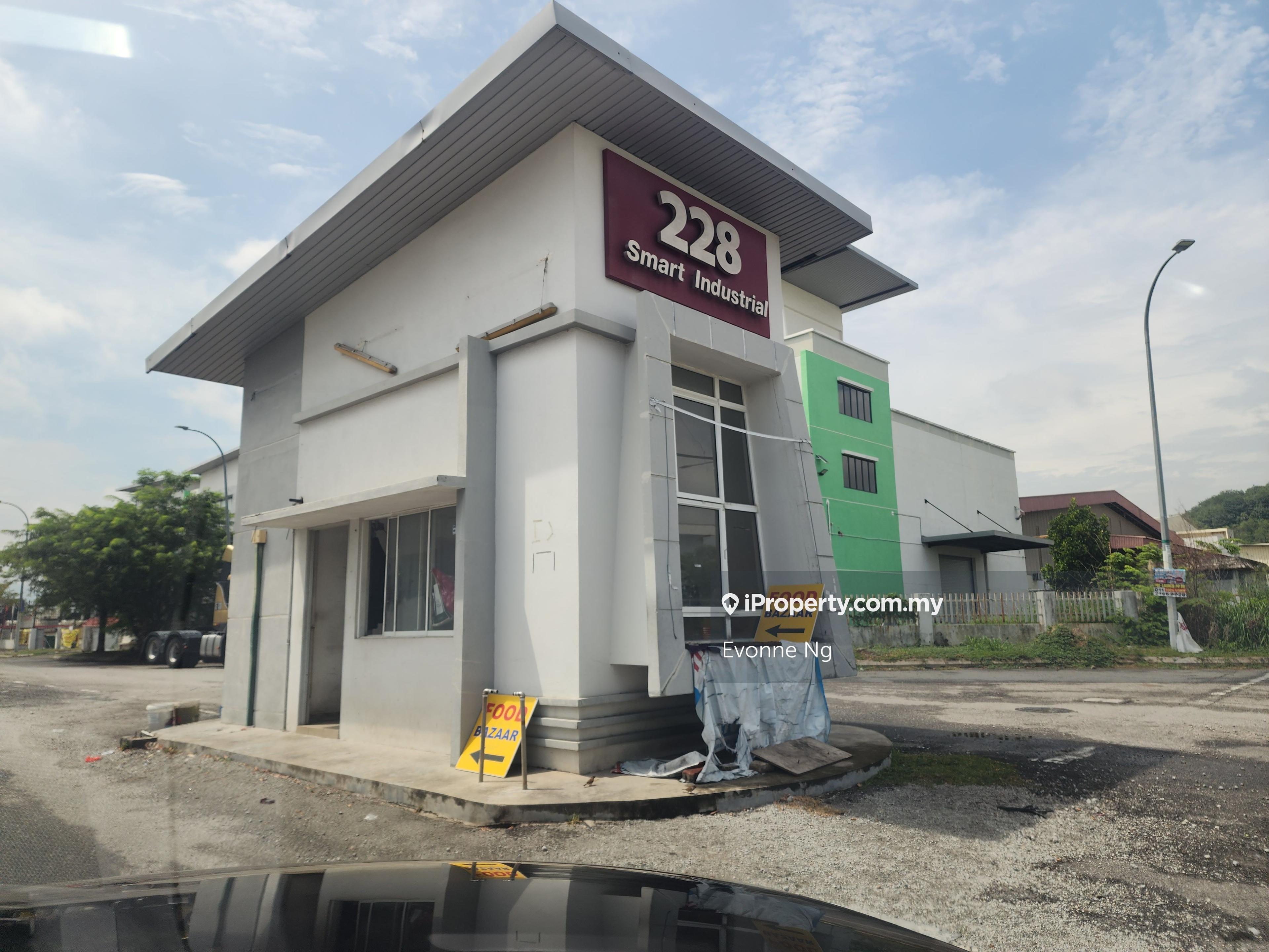 Freehold 3 Storey Semi D Factory Beranang Selangor 