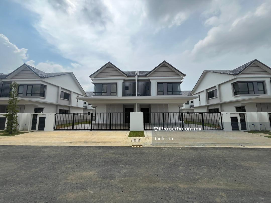 Brand new facing garden Sejati Lakeside 2 @ Cyberjaya 