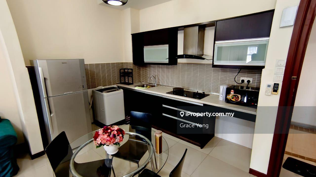 Saujana residency, SS 16, subang LRT and KTM 