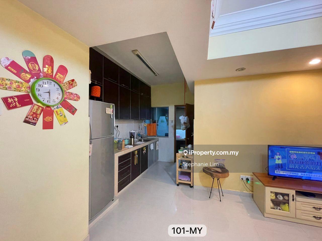 For sale sri hijau condominium bandar mahkota cheras cashback 100k