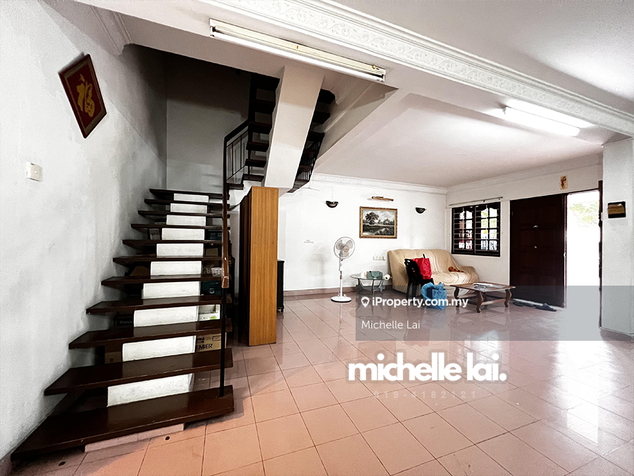 2-Storey Semi-D Batu Uban Partial Furnished Large Patio Garden