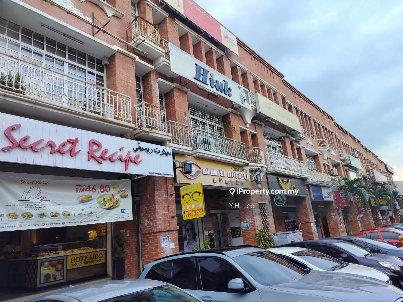 3 Storeys shop lot Bandar Sungai Long