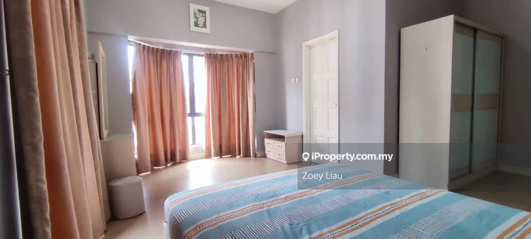Marina Court Condo For Sale