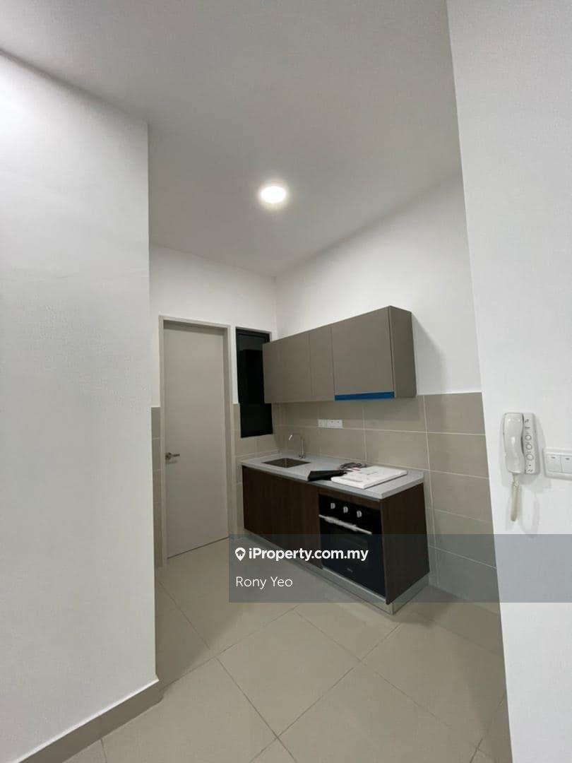 Sinaran Wangsa Maju Partial Furnished 725sqft 2r2b1c For Sale !!