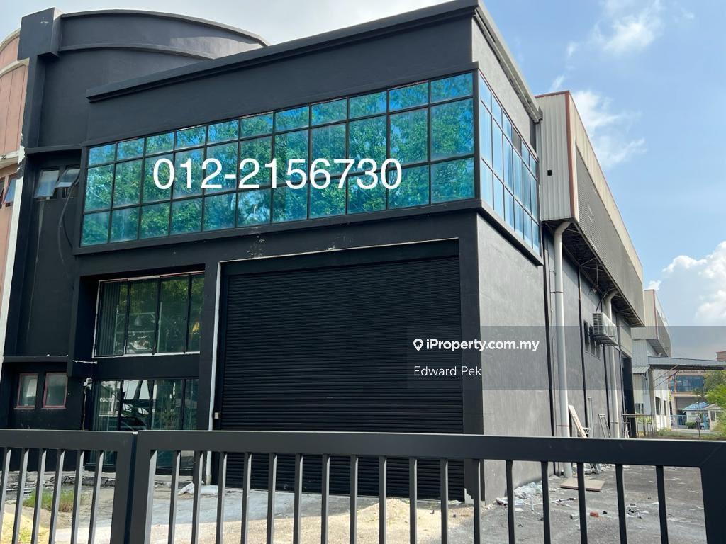 2 Sty Semi-D factory for Rent