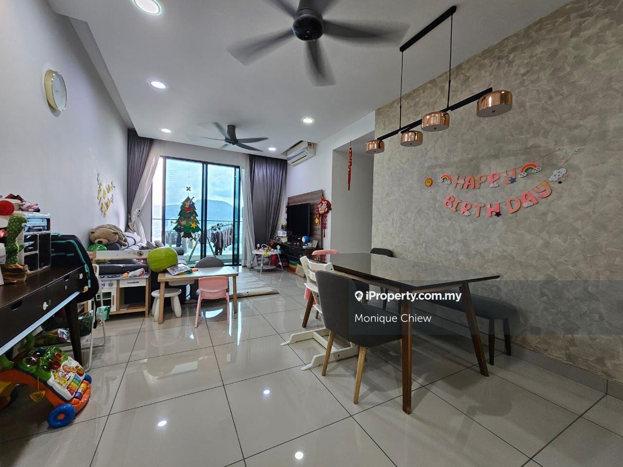 Renovated unit, move in condition, pool view