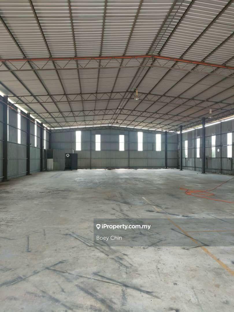 Warehouse with Agricultural Title @ Telok Panglima