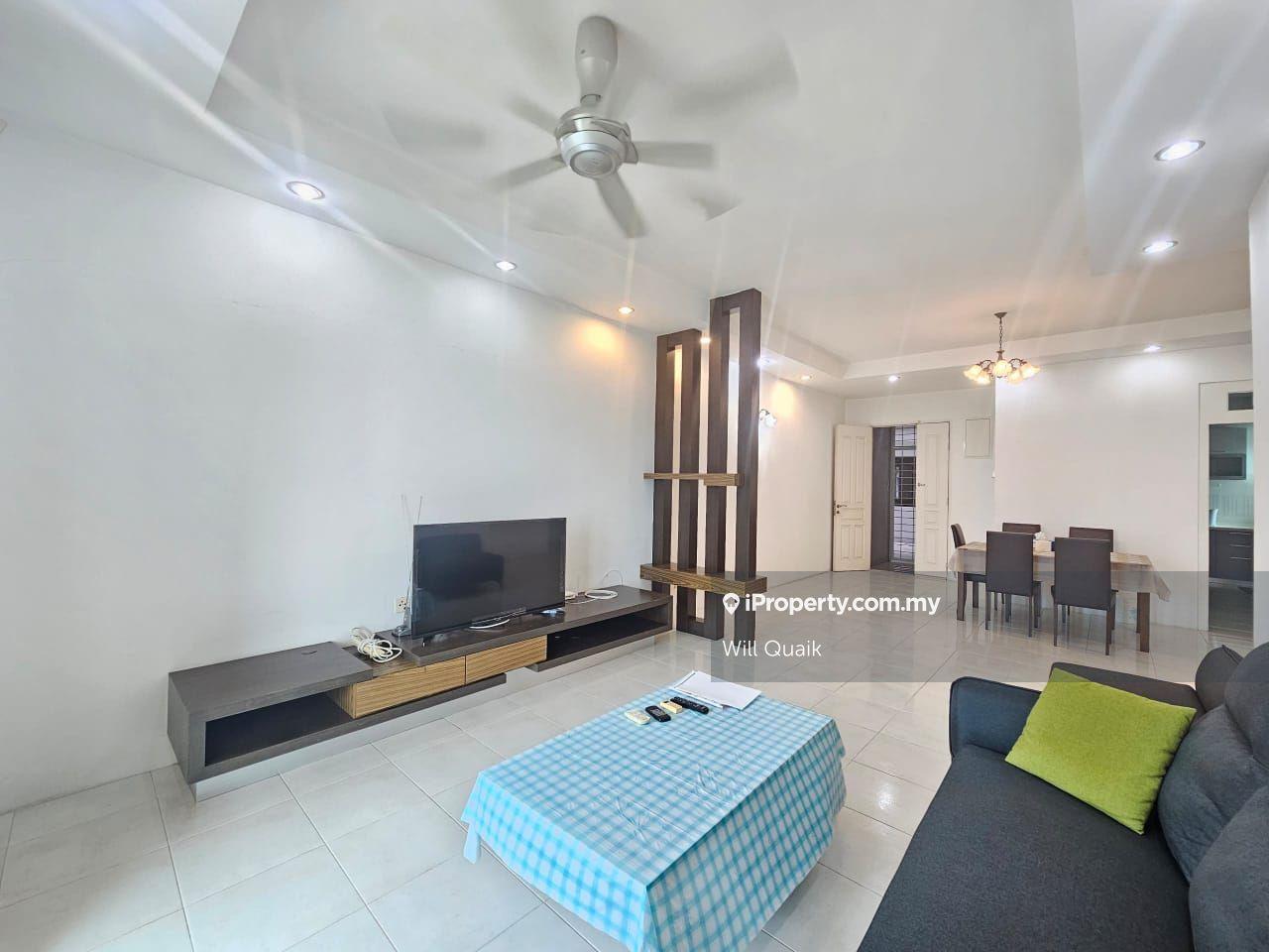 Bayswater Fully Furnish Renovated Condo For Sale in Gelugor near Egate
