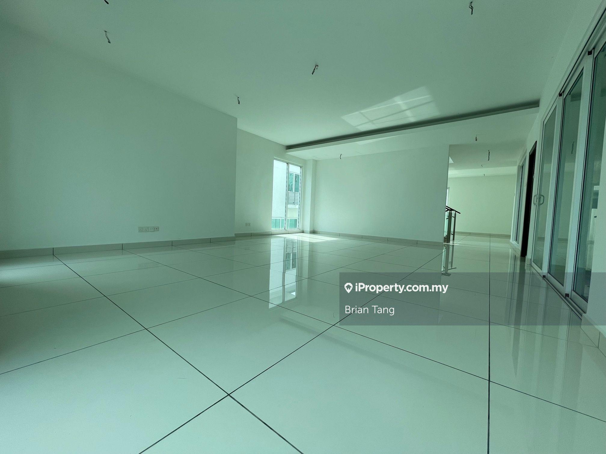 Freehold 3 Storey Semi D near MRT