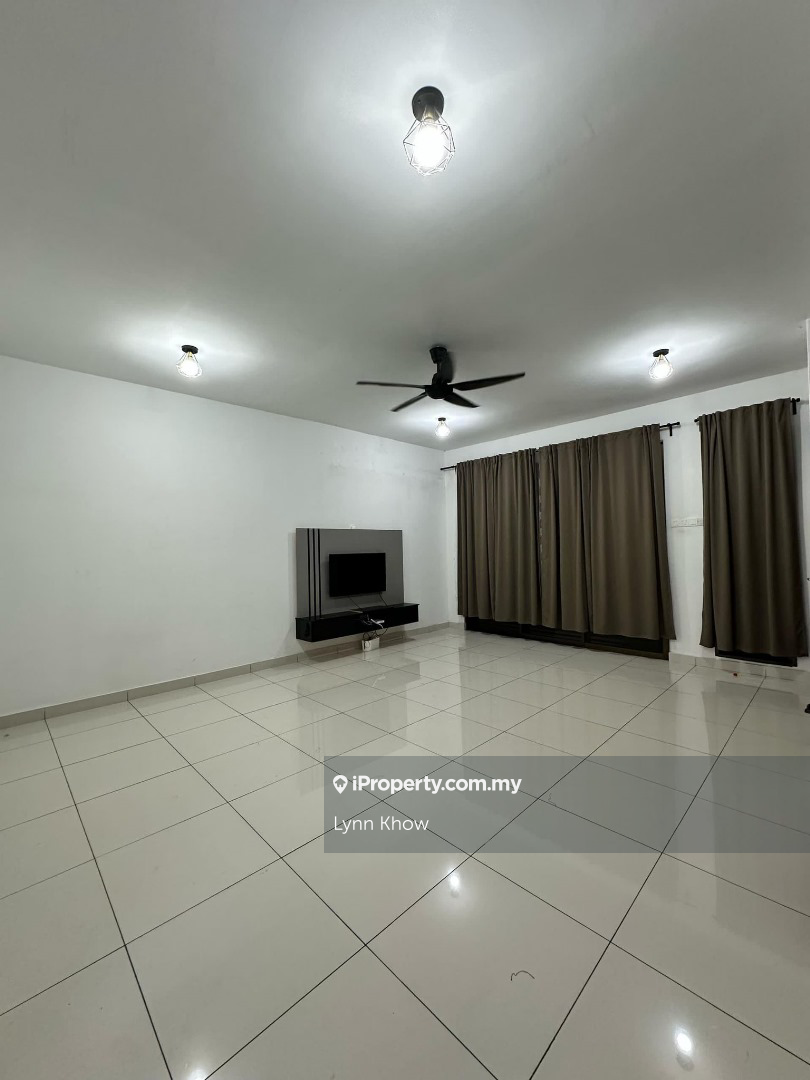 Good Condition/Dsth Mutiara Rini/Skudai/4 Bedrooms/Rm2300