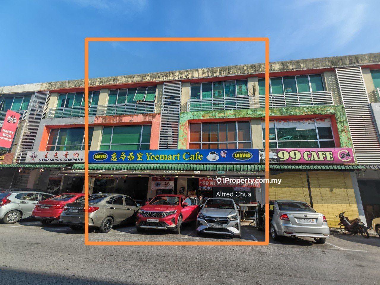 Super Cheap Shophouse @ Lee Ling Commercial Centre, Matang, Kuching.