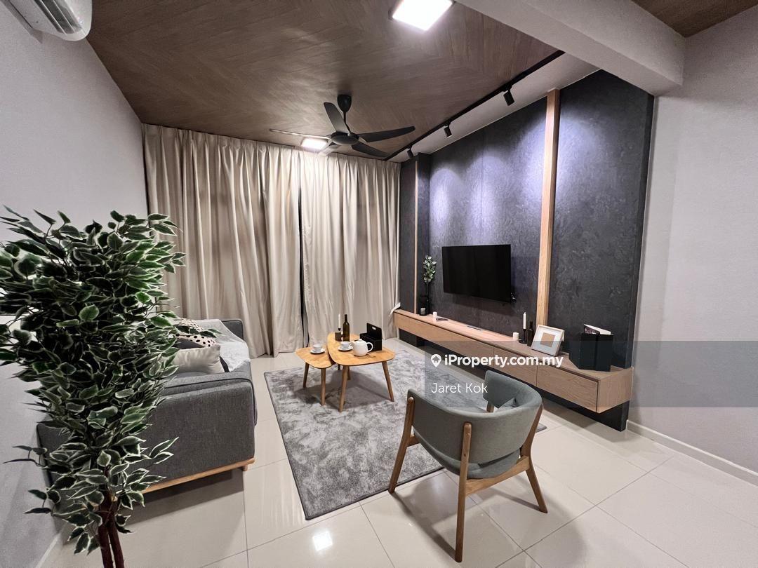 Well Renovated & Furnished unit , Below Market Price