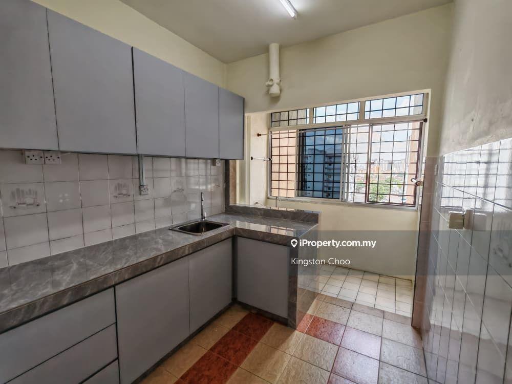 Condo for Sale Located at Sri Desa Condo, Kuchai Lama