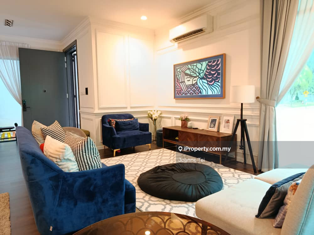 Semi-D house for Sale