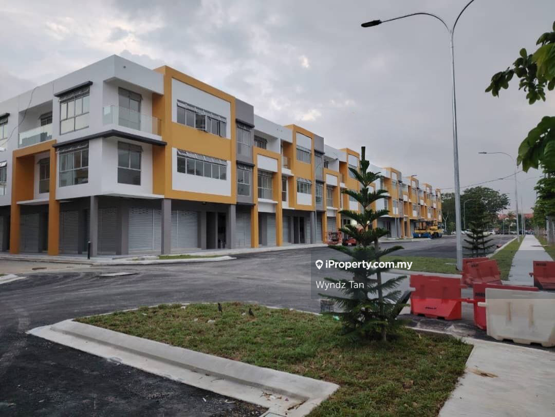 Molek Hub 3 Storey Shoplot For Rent