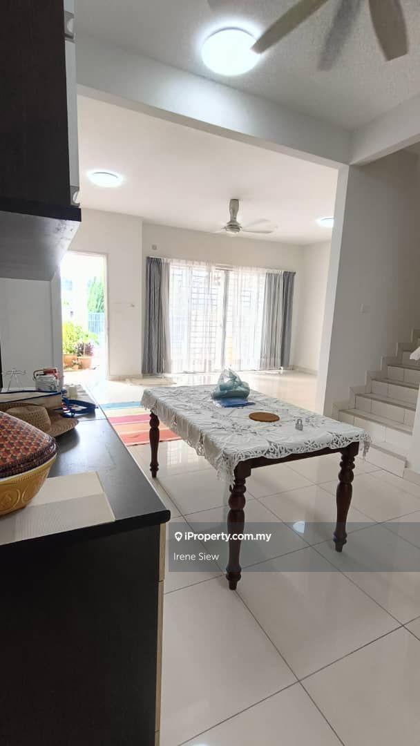 Facing Open Sakura S2 Heights 2 storey superlink