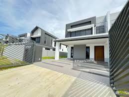 Ready move in freehold semi d from rm1.2mil plus
