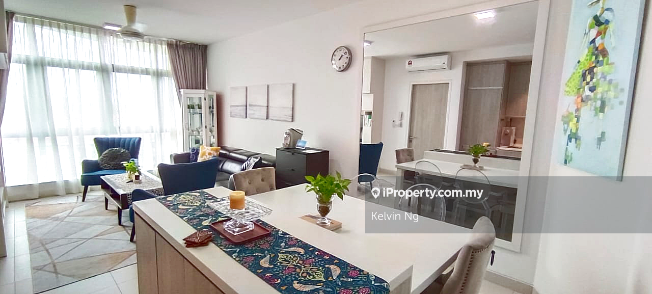Aragreens residences ara damansara superb renovated unit for Sale