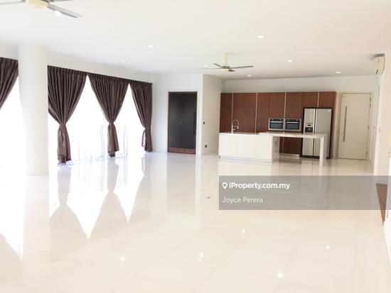 Media gallery image