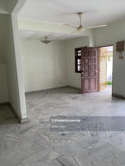 2-storey Terraced House for Sale in Usj 9, Subang Jaya by Helen Wan