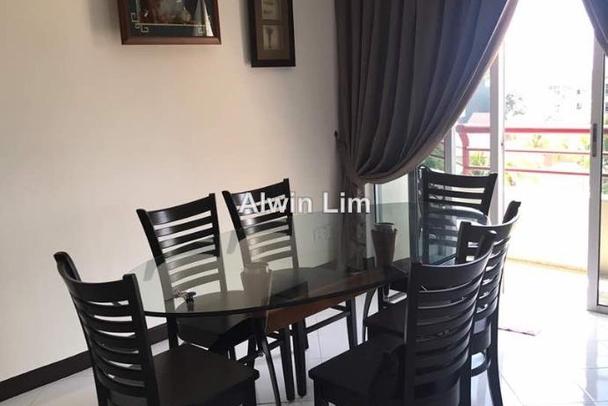 Mutiara Villa Condominium Corner lot Condominium 3 bedrooms for 