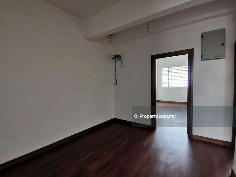 2.5-storey Terraced House for Sale in Taman Paramount, Petaling Jaya by Jordan Teh - iProperty.com.my