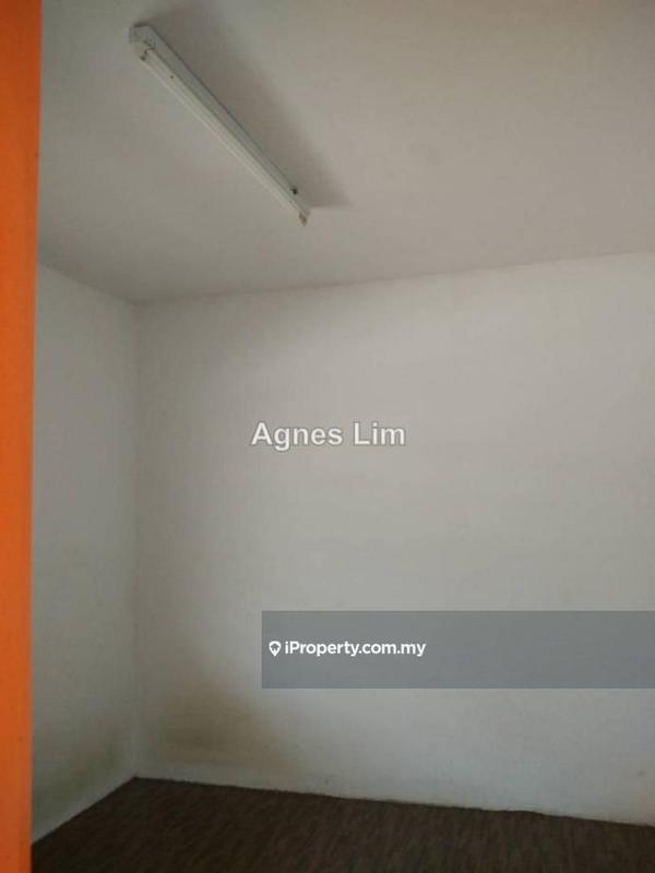 For Sale - Rebana Flat