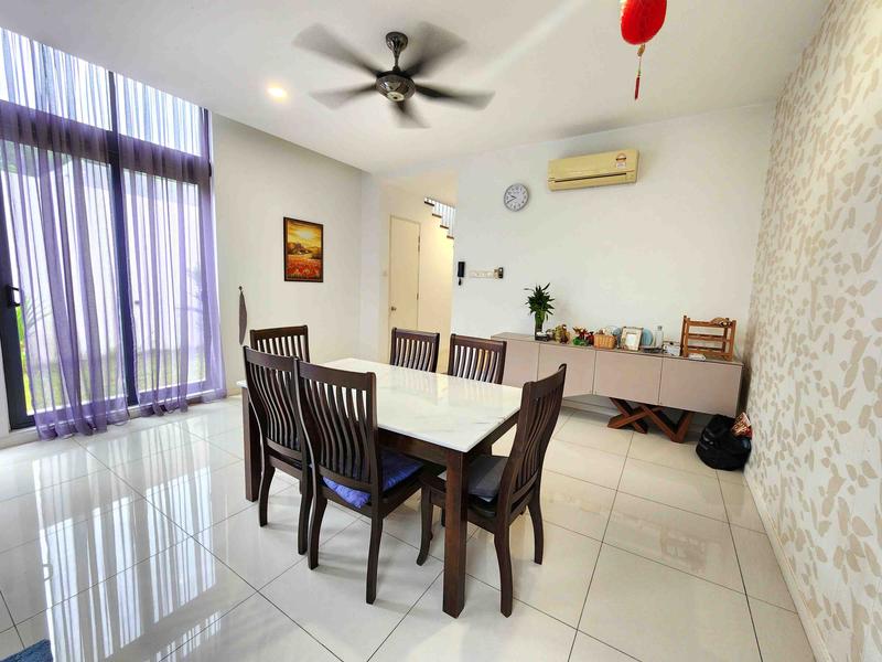 3-storey Terraced House for Sale in Lake Fields, Sungai Besi by Suki Tan - iProperty.com.my