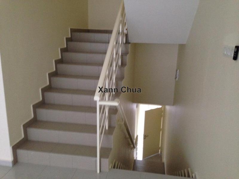 Townhouse for Sale in Taman Alam Putra, Seri Kembangan by Xann Chua - iProperty.com.my